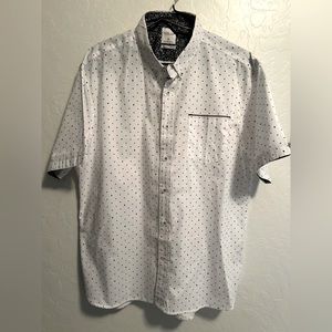 Level Ten short sleeve button up, white, XL